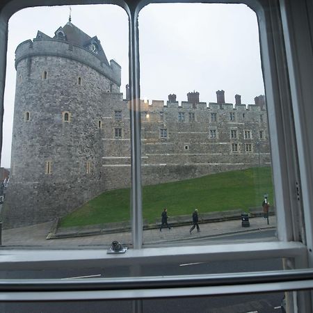 Central Windsor Apartment Facing The Castle ภายนอก รูปภาพ