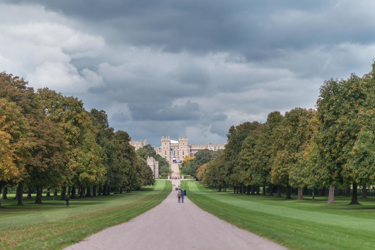 Central Windsor Apartment Facing The Castle ภายนอก รูปภาพ