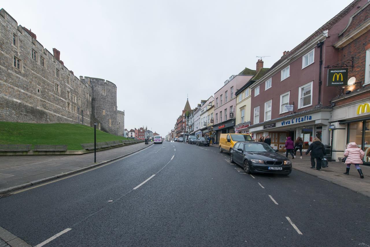Central Windsor Apartment Facing The Castle ภายนอก รูปภาพ